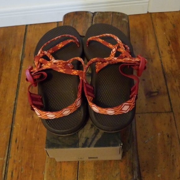 Chaco ZCoud X Standard Peach size Women's 7 NIB - Picture 4 of 6